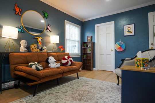 Peach Tree Location 5 imagine wellness mental health center sitting area